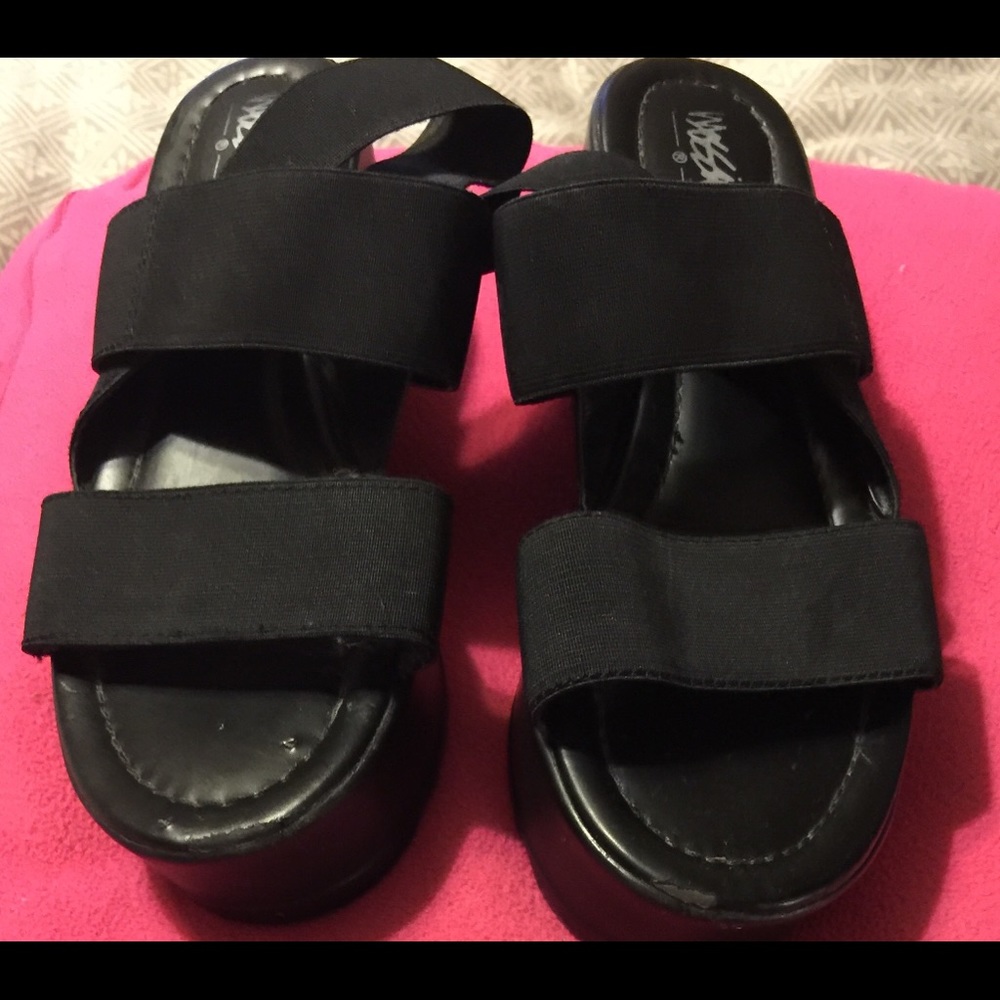 Mossaio shoes wedges Sz 8 -Like New